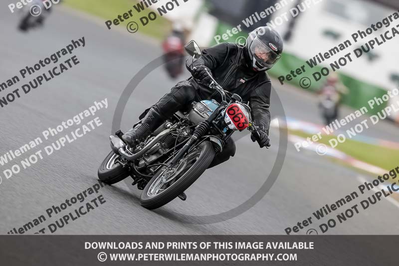 Vintage motorcycle club;eventdigitalimages;mallory park;mallory park trackday photographs;no limits trackdays;peter wileman photography;trackday digital images;trackday photos;vmcc festival 1000 bikes photographs